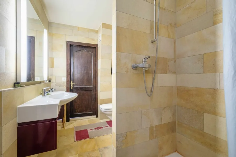 15 Zimmer Reihenfamilienhaus in Laconnex – Foto 15 von 20