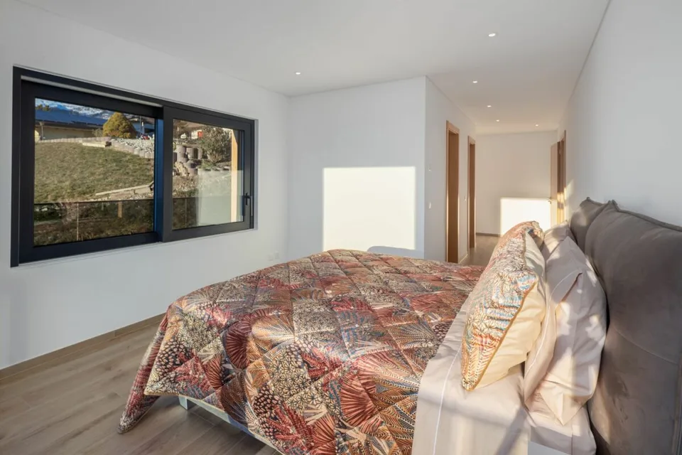 7.5 Zimmer Chalet in Lens – Foto 8 von 13