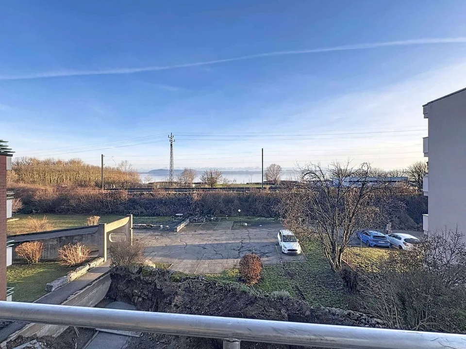 Bellissimo 3.5 locali nuovo con vista sul lago – foto 6 di 9