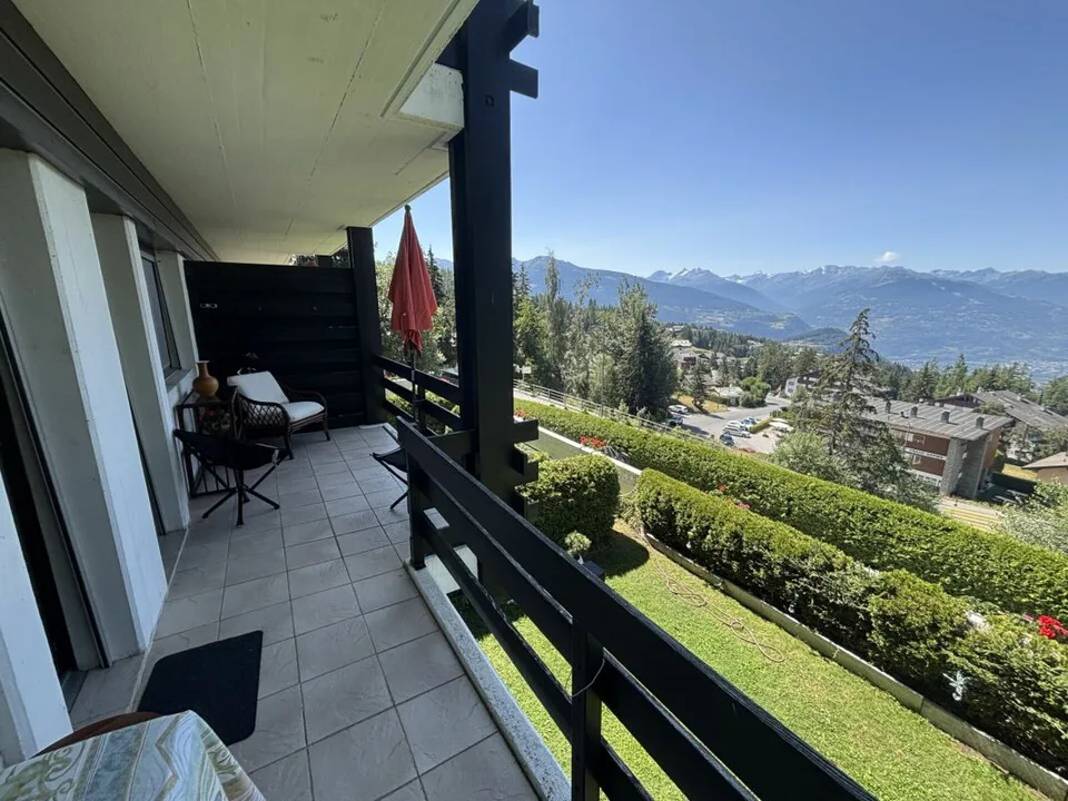 Apartment 2.5 rooms in Crans Montana – photo 11 of 12