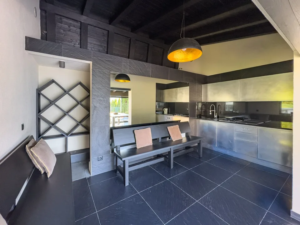 Splendida villa di lusso vista lago con piscina e darsena – foto 18 di 36