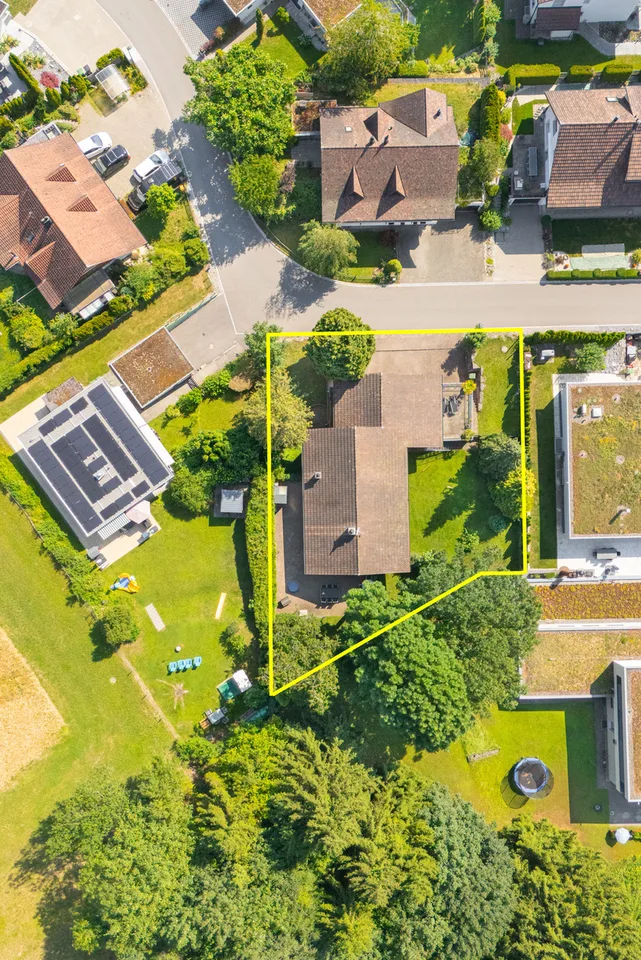 8 Zimmer Einfamilienhaus in Madetswil – Foto 2 von 13