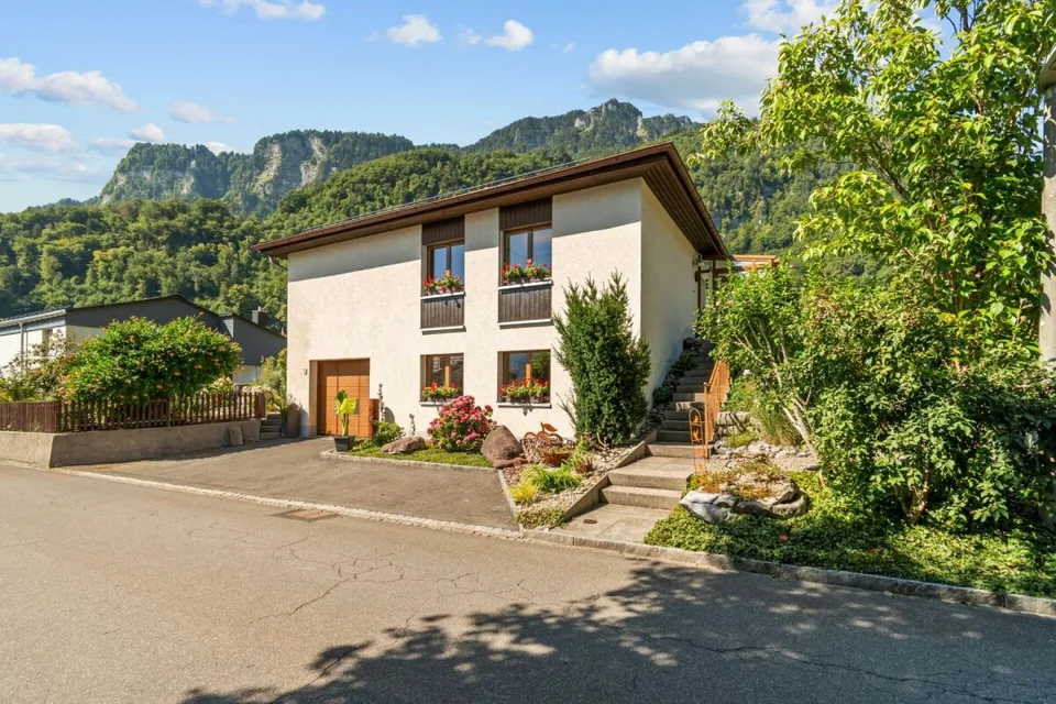 Familienparadies mit Sauna, Wintergarten & Weitblick ins Grüne
