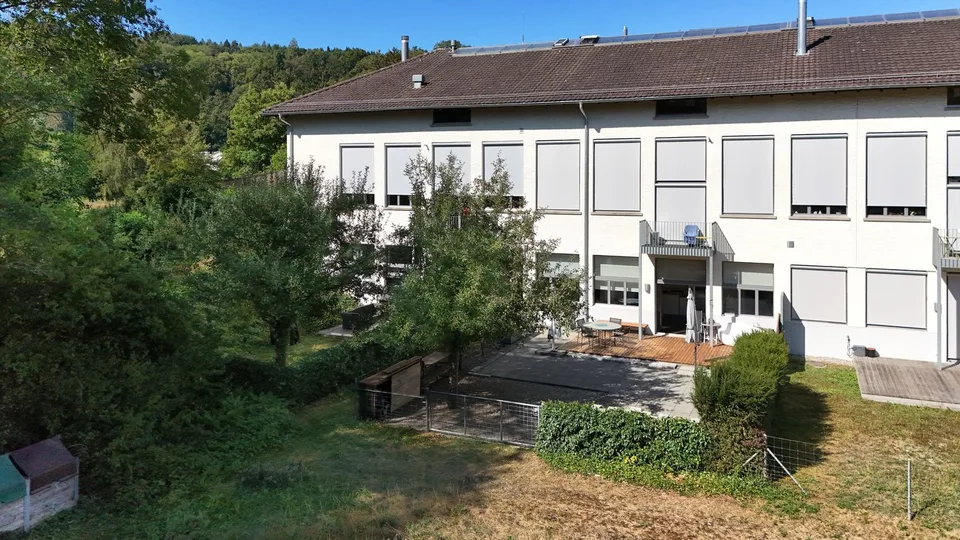 Exclusive Loft Dream in the Walzmühle Area: 3.1 m Ceiling Height, Luxury Kitchen & 130 m² Private Garden – photo 20 of 25