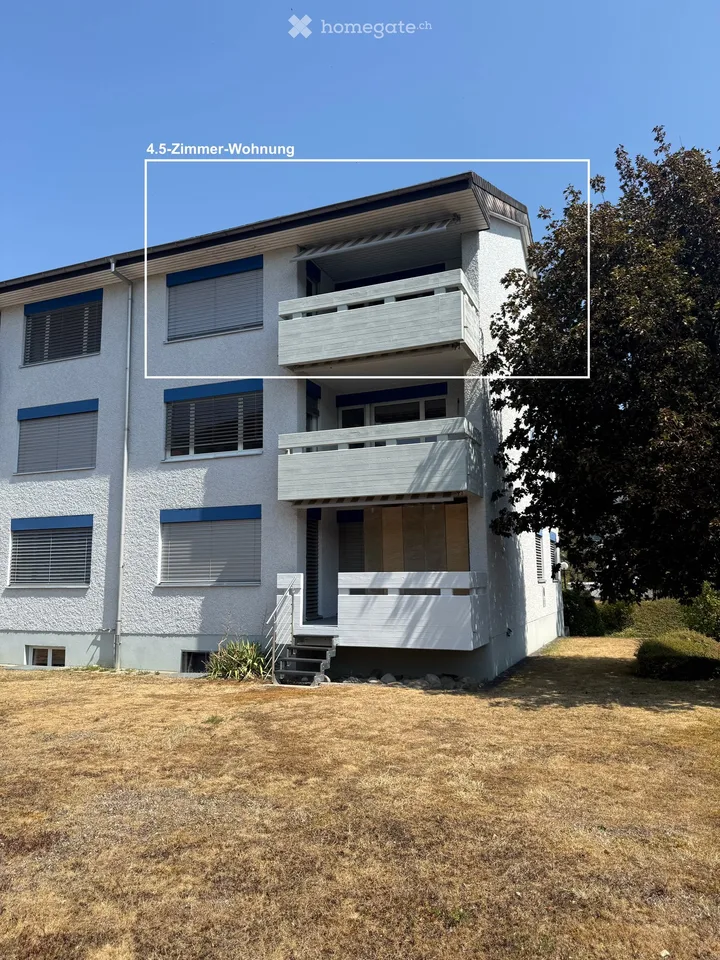 Erstvermietung nach Sanierung – grosszügige 4.5-Zimmer-Wohnung mit Balkon