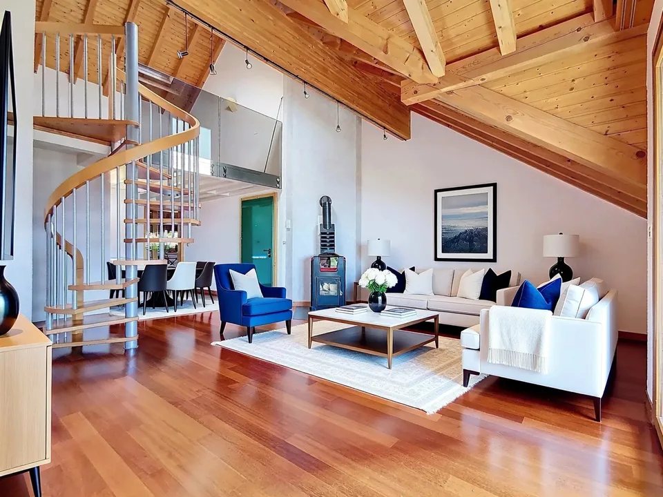 Attique de 4.5 pièces avec mezzanine