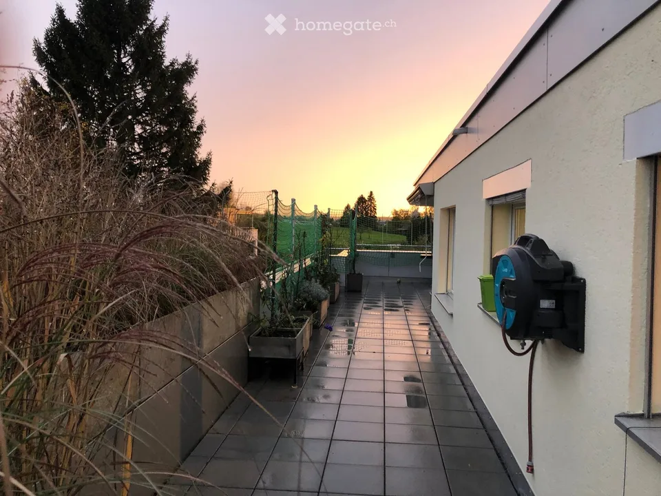 Ampio appartamento di 7 locali in una zona tranquilla a Hochfelden