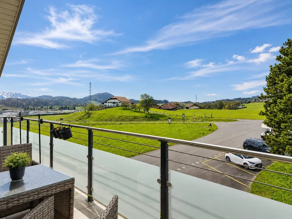 4.5 rooms bright apartment with generous terrace