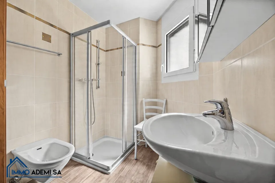Geräumige Einzelvilla von 269 m² mit 2 Wohnungen, auf einem Grundstück von 1'009 m² in Le Bouveret!