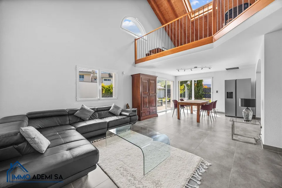 Geräumige Einzelvilla von 269 m² mit 2 Wohnungen, auf einem Grundstück von 1'009 m² in Le Bouveret!