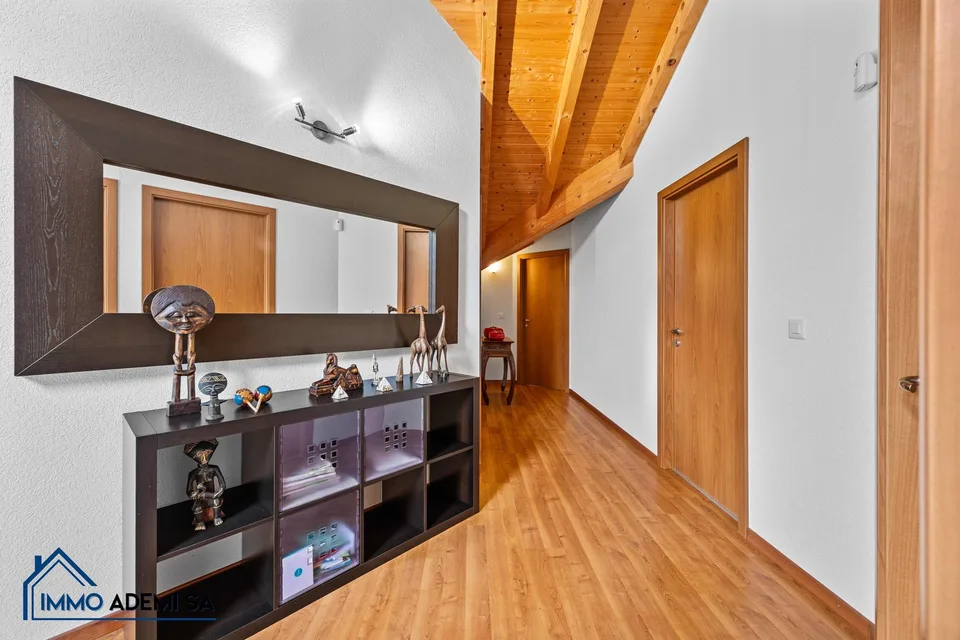 Geräumige Einzelvilla von 269 m² mit 2 Wohnungen, auf einem Grundstück von 1'009 m² in Le Bouveret!