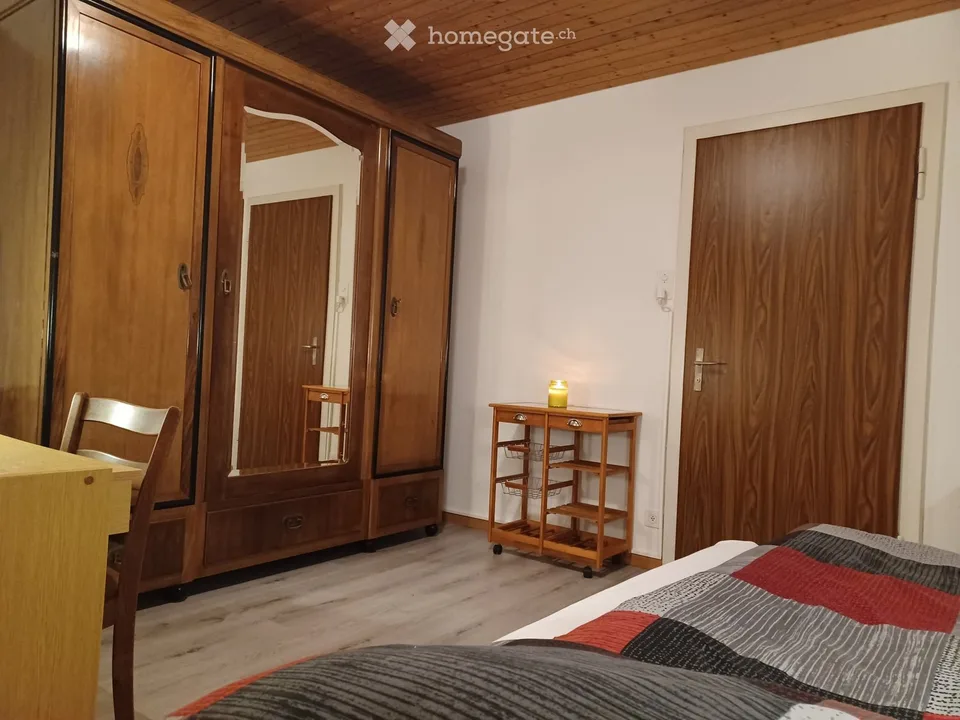 Like a hotel room, private entrance and mailbox