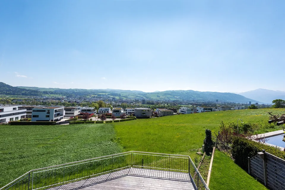 6.5‑Zimmer-Einfamilienhaus an traumhafter Aussichtslage, nähe Waldrand