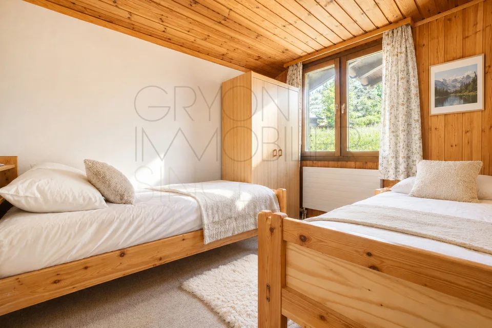 Appartement 2,5 pièces aux Arsets avec balcon et soupente