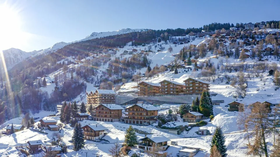 Dent Blanche Resort