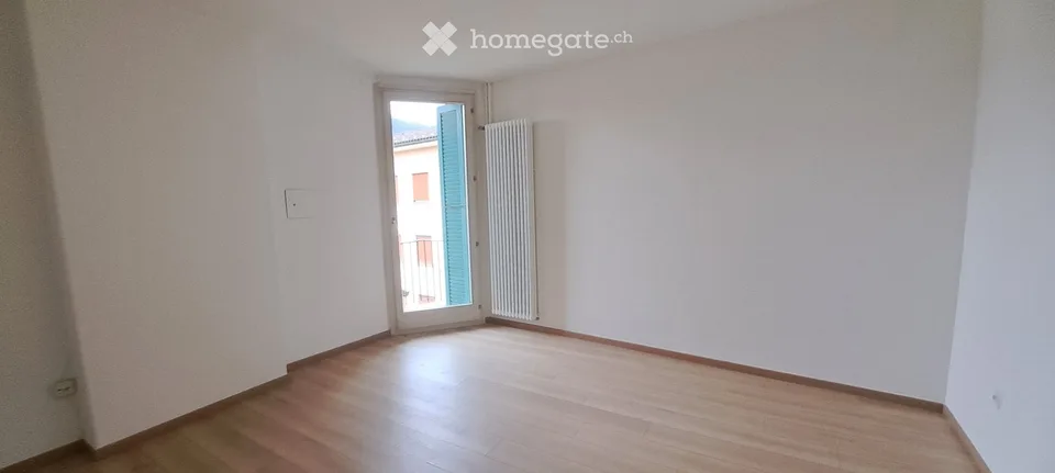 Wohnung 4.5 Zimmer mit Seeblick in Ponte Tresa