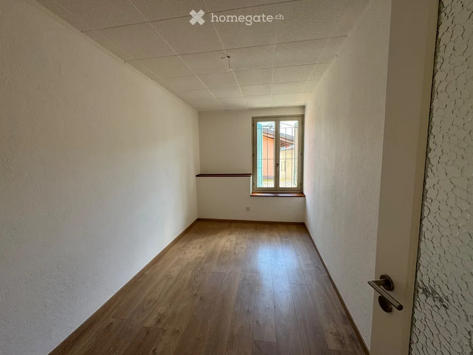Wohnung 4.5 Zimmer mit Seeblick in Ponte Tresa