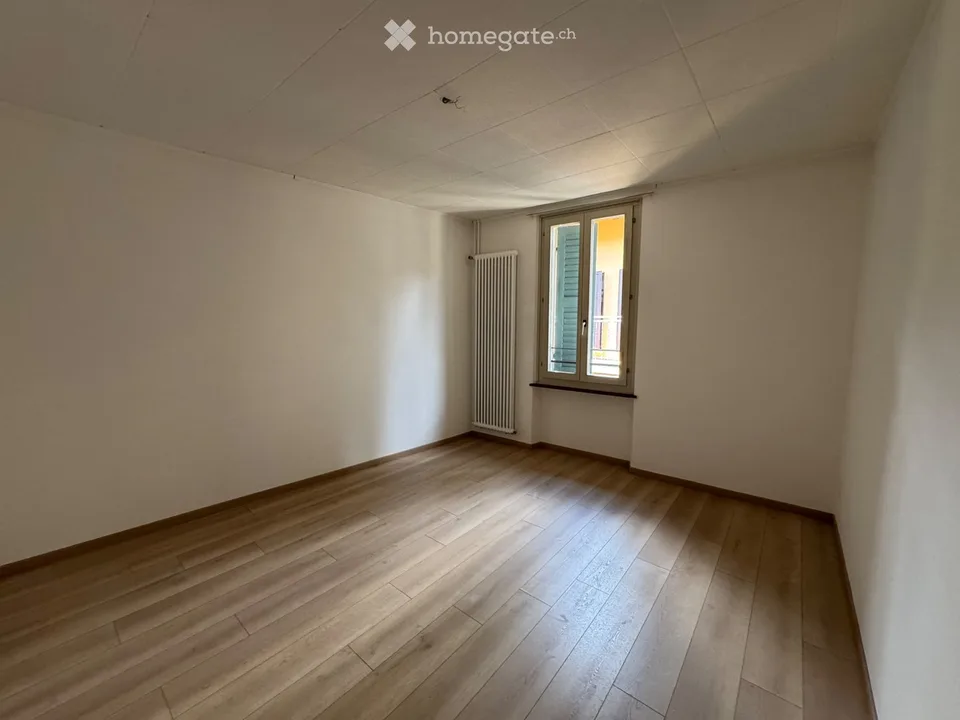 Wohnung 4.5 Zimmer mit Seeblick in Ponte Tresa
