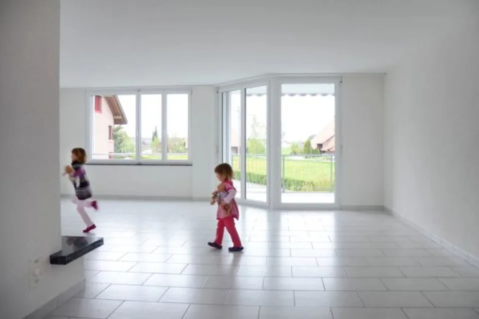 Appartamento esclusivo 5 1/2 locali al 1° piano con vista panoramica in una posizione di prim'ordine, tranquilla