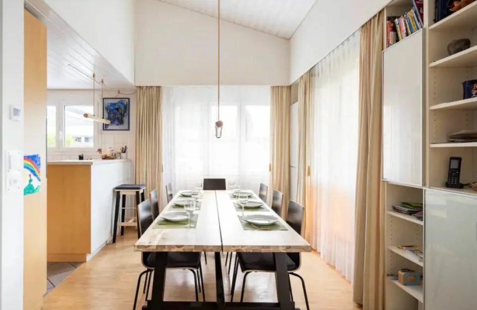 Casa intelligente 5.5-7.5 locali con sistema PV, climatizzazione, 4 stazioni di ricarica per veicoli elettrici e tecnologia moderna – foto 10 di 25
