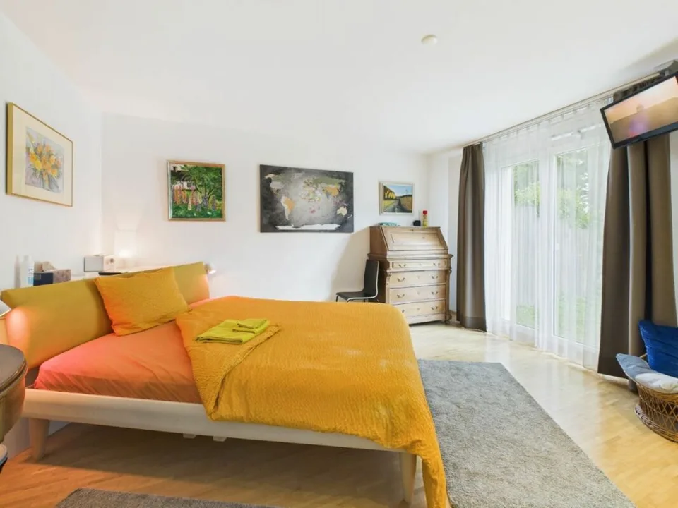 Casa intelligente 5.5-7.5 locali con sistema PV, climatizzazione, 4 stazioni di ricarica per veicoli elettrici e tecnologia moderna – foto 13 di 25