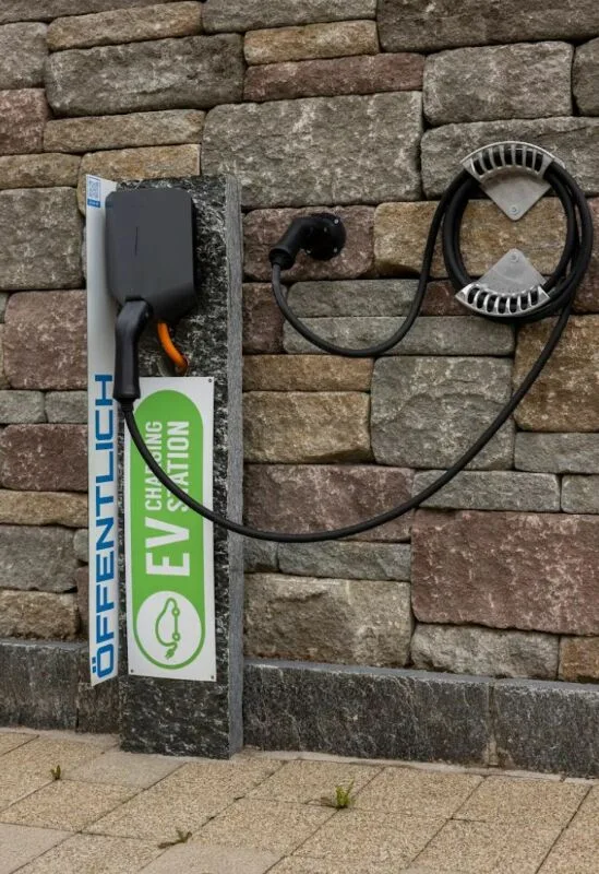 Casa intelligente 5.5-7.5 locali con sistema PV, climatizzazione, 4 stazioni di ricarica per veicoli elettrici e tecnologia moderna – foto 22 di 25