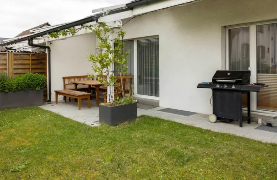 Casa intelligente 5.5-7.5 locali con sistema PV, climatizzazione, 4 stazioni di ricarica per veicoli elettrici e tecnologia moderna – foto 20 di 25