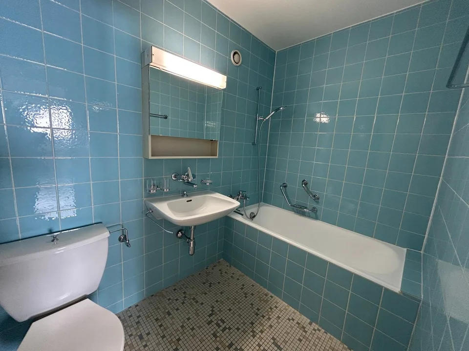 Appartement rénové de 3.5 pièces, 3ème étage, env. 70 m2