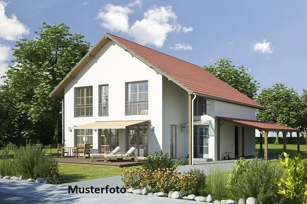 *Deux maisons constiguës*