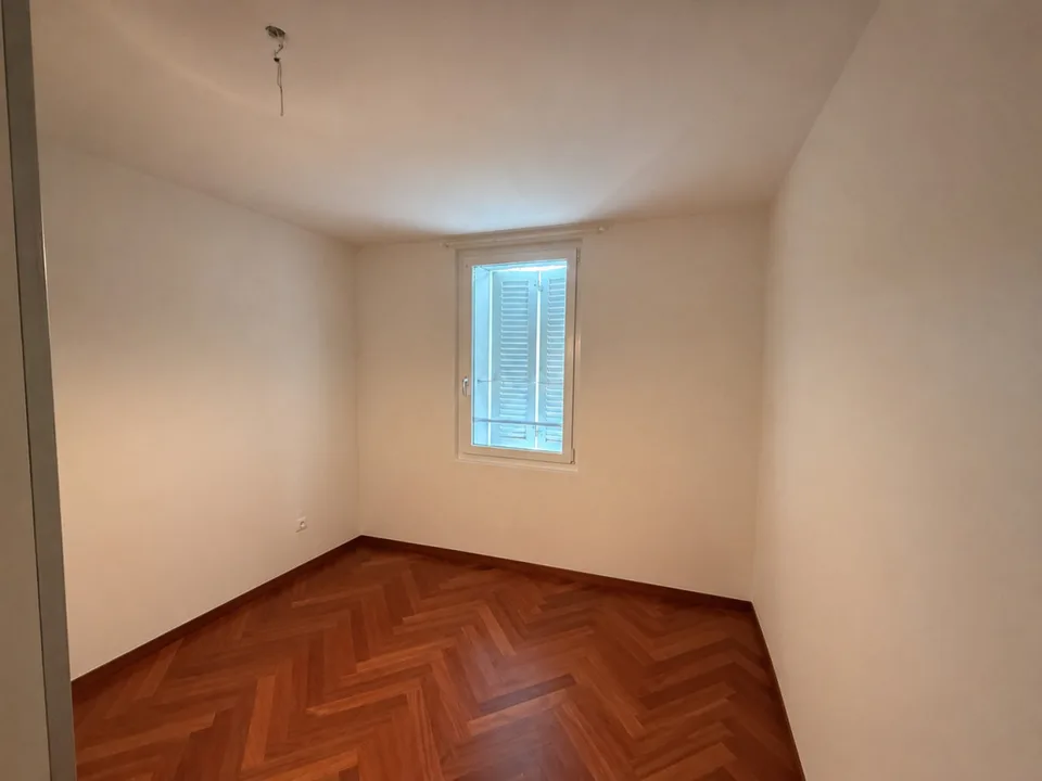 VILLA LOCATIVE IDÉALEMENT SITUÉE À 5 MINUTES DE LAUSANNE (CRISSIER) !