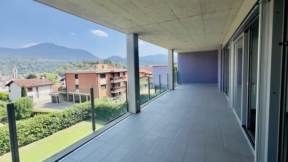 MODERNO E LUMINOSO 2.5 LOCALI CON AMPIA TERRAZZA A GRAVESANO