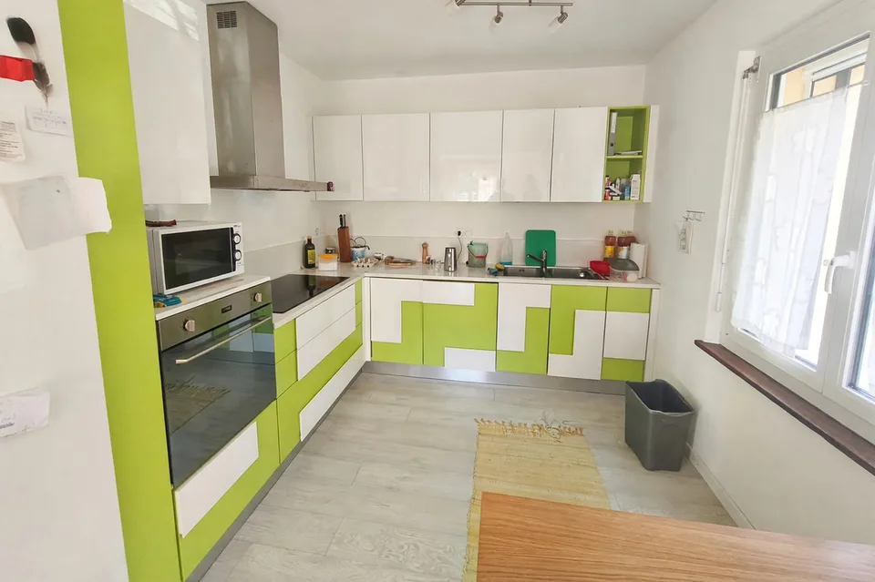 Charming 5.5-room villa with large garden and grotto with fireplace