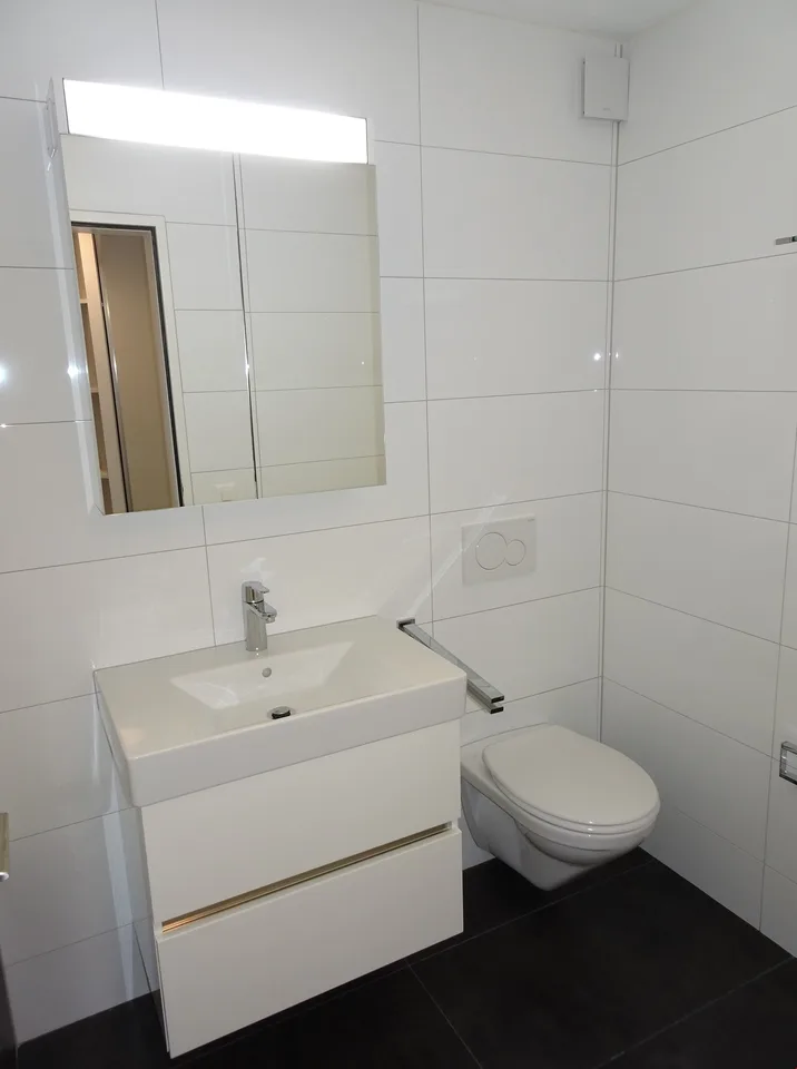 Appartement moderne 2 pièces avec balcon