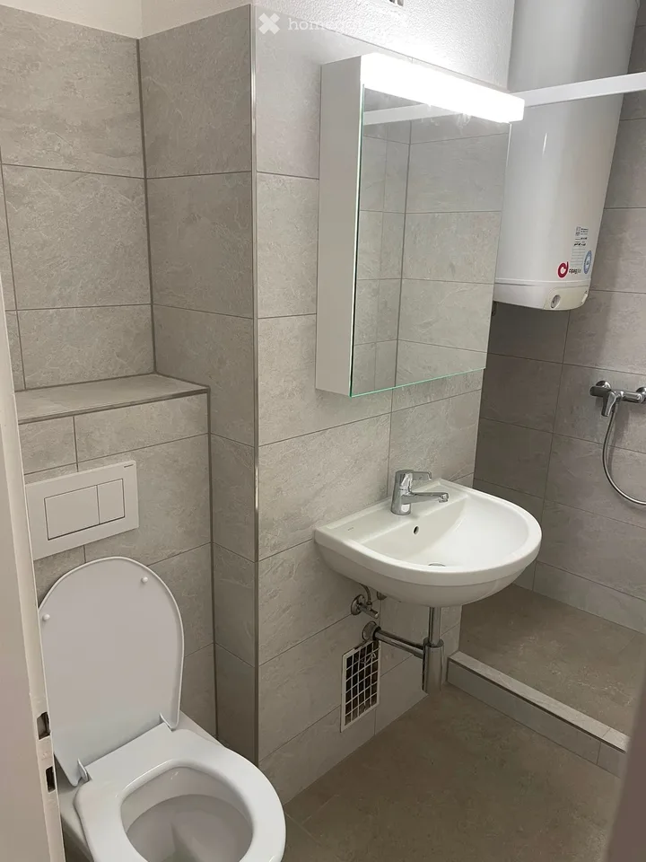 2.5 room apartment with balcony, near Triemli