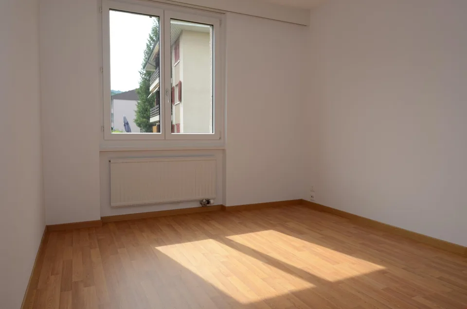 Sunny 4.5-room apartment in a quiet location in Wichtrach