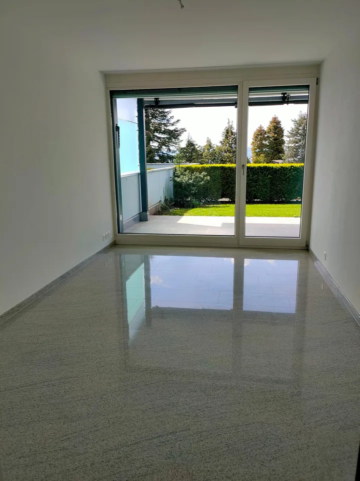 Ampio appartamento terrazzo 4.5 locali a Zug – Disponibile da settembre 2026