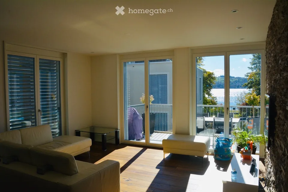 Appartement exclusif de 4,5 pièces avec vue directe sur le lac à Männedorf