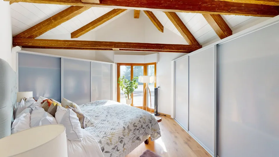 Villa di campagna elegante di 9 locali con piscina interna moderna su Muttenzer Dürrberg