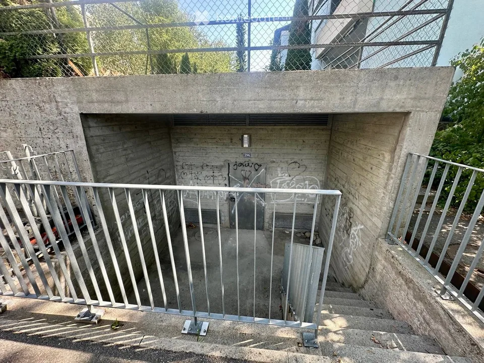 Locale per uso deposito o hobby in affitto