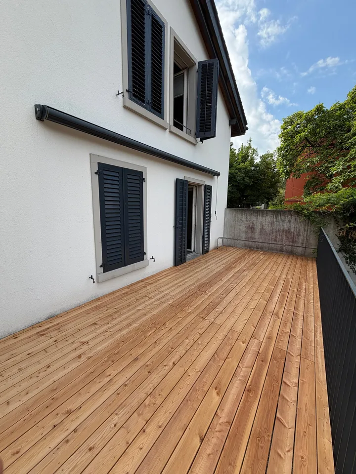 5.5-Zimmer-Einfamilienhaus mit Lift und grosser Terrasse