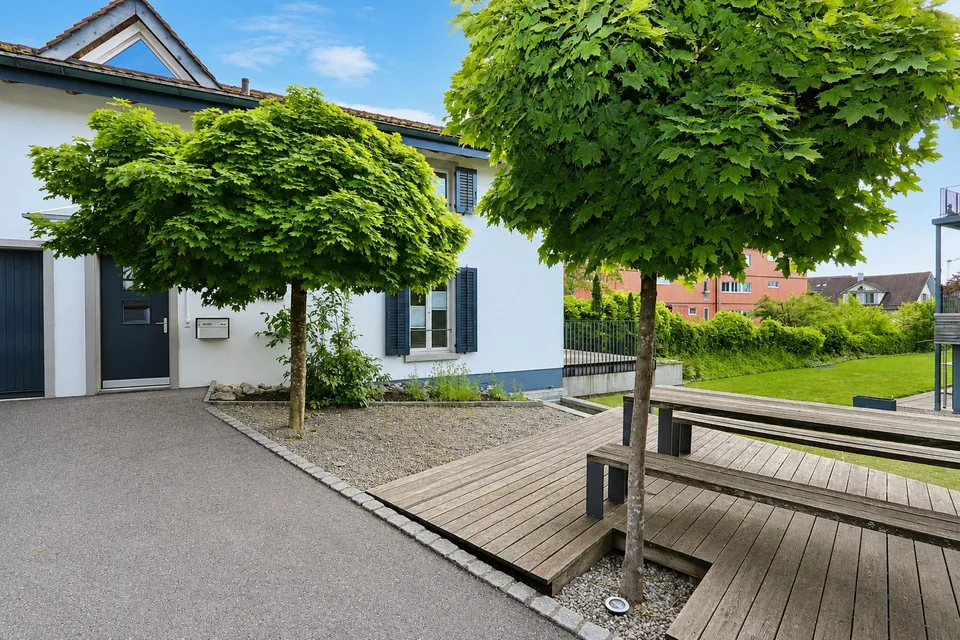 5.5-Zimmer-Einfamilienhaus mit Lift und grosser Terrasse