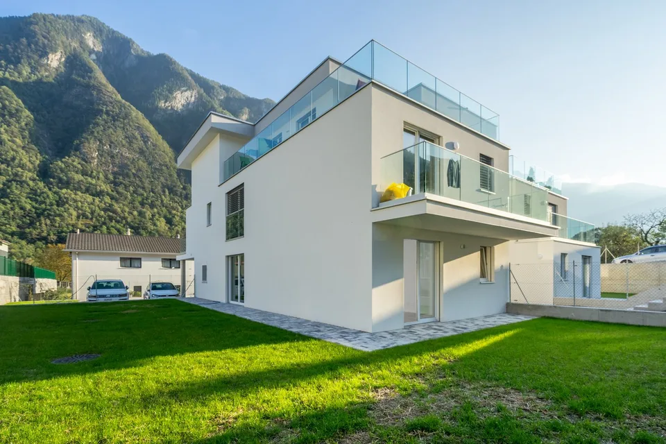 MODERNO 2.5 LOCALI CON GIARDINO - OGGETTO A REDDITO