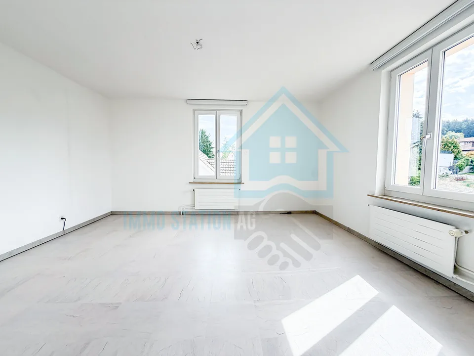 Spacious two-family house with garden - ideal for families