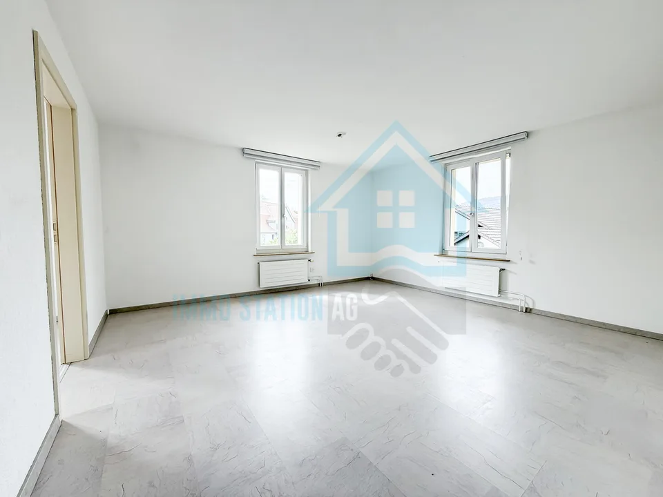 Spacious two-family house with garden - ideal for families