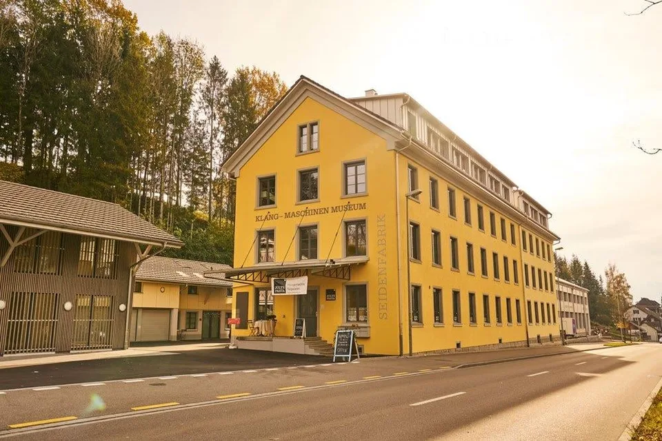 54m2 Gewerberaum zu vermieten in Gewerbeüberbauung Seidenfabrik