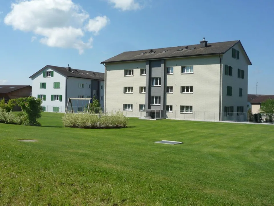Grosszügige 4-Zimmerwohnung im Grünen