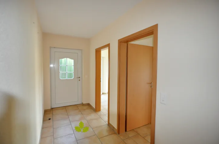 Luxuriöse Einliegerwohnung an Hanglage in Elfingen