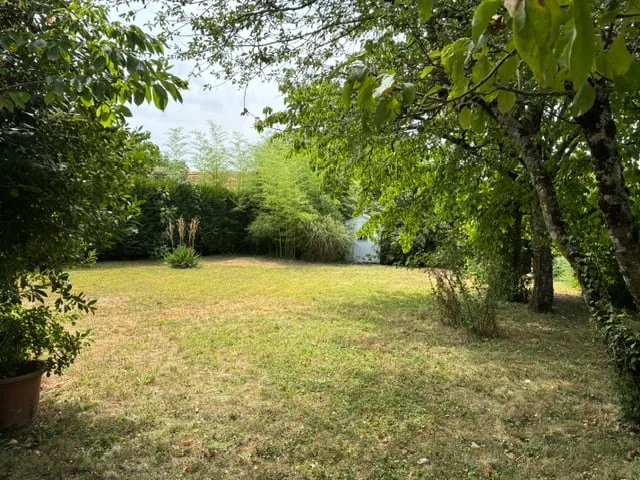Charmantes Doppelhaus in Féchy
