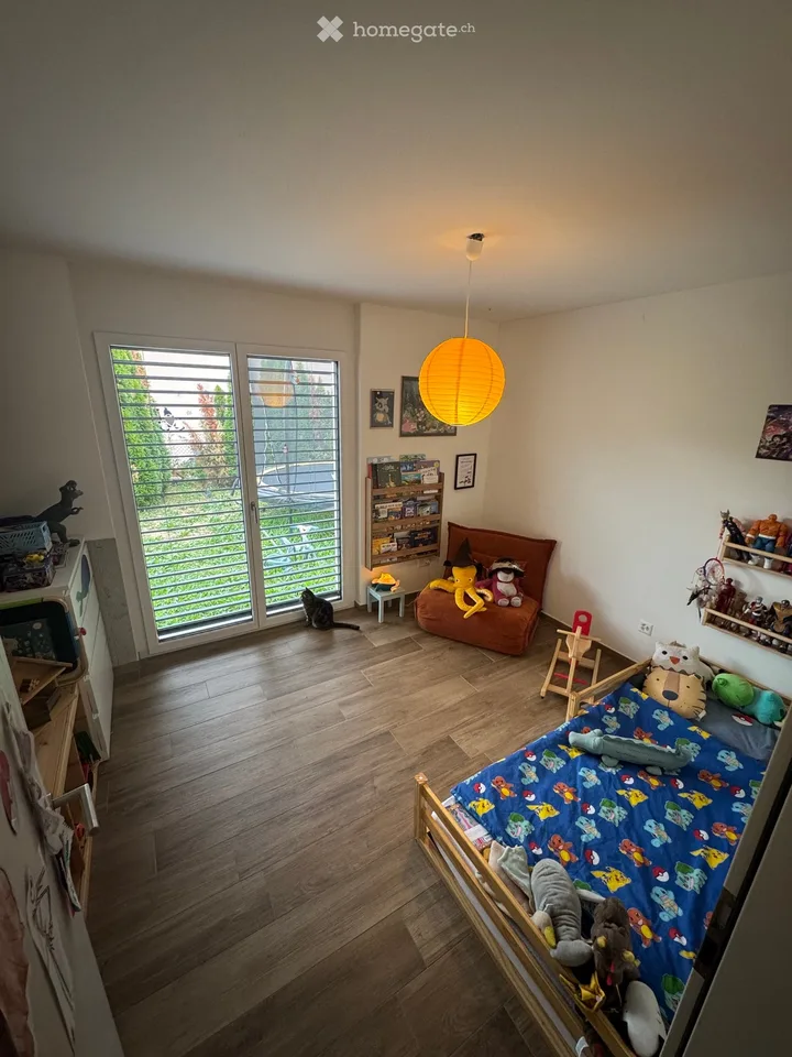 Spacious 4.5-room apartment with garden in Rivera