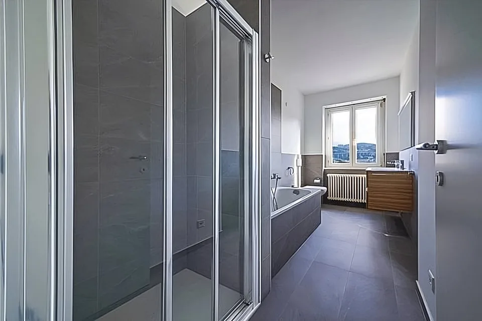 Large 4.5 rooms completely renovated in Chiasso